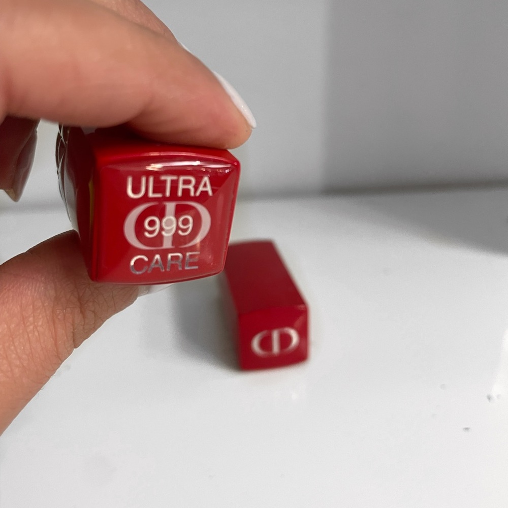 Dior Rouge Ultra Rouge Lipstick - Picture 3 of 3